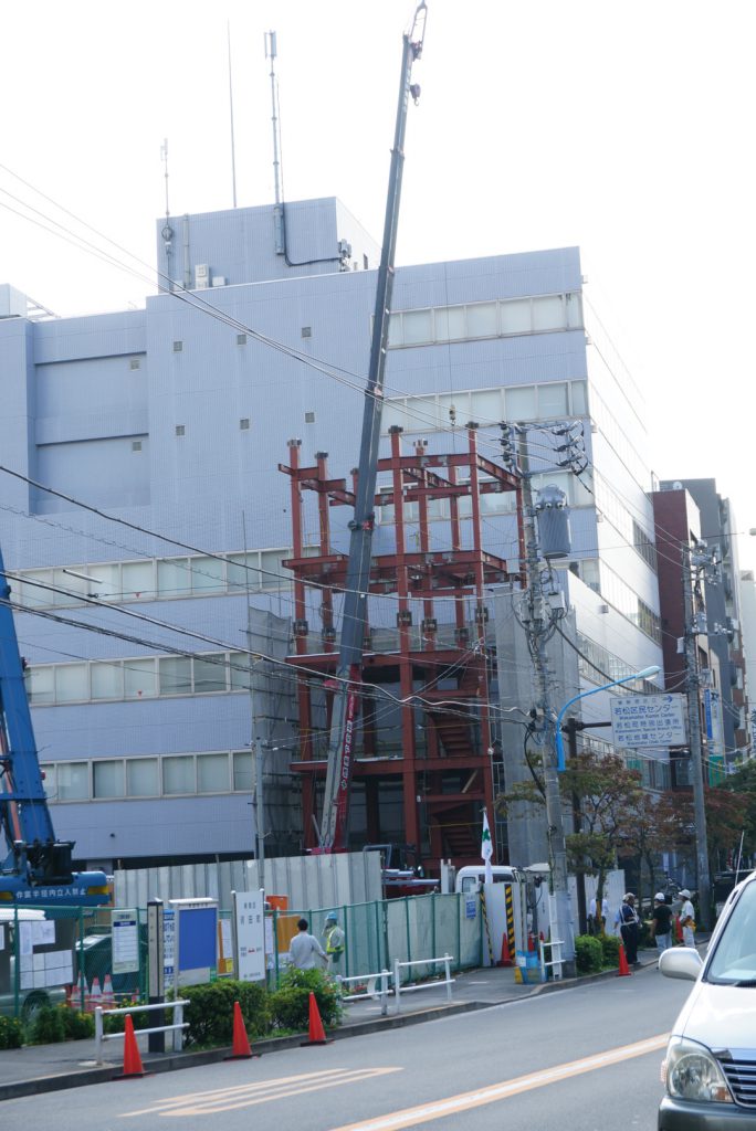 鉄骨６階建て（東京都新宿区余丁町）